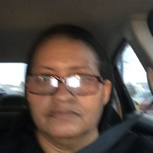 Meet your Posher, Cynthia